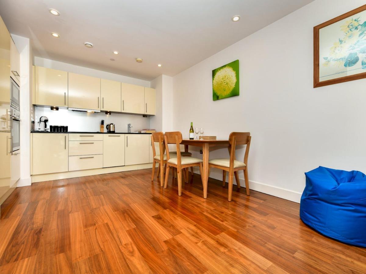 Pass The Keys Super Central Spacious 2 Bed Apartment With Parking Cardiff Exteriér fotografie