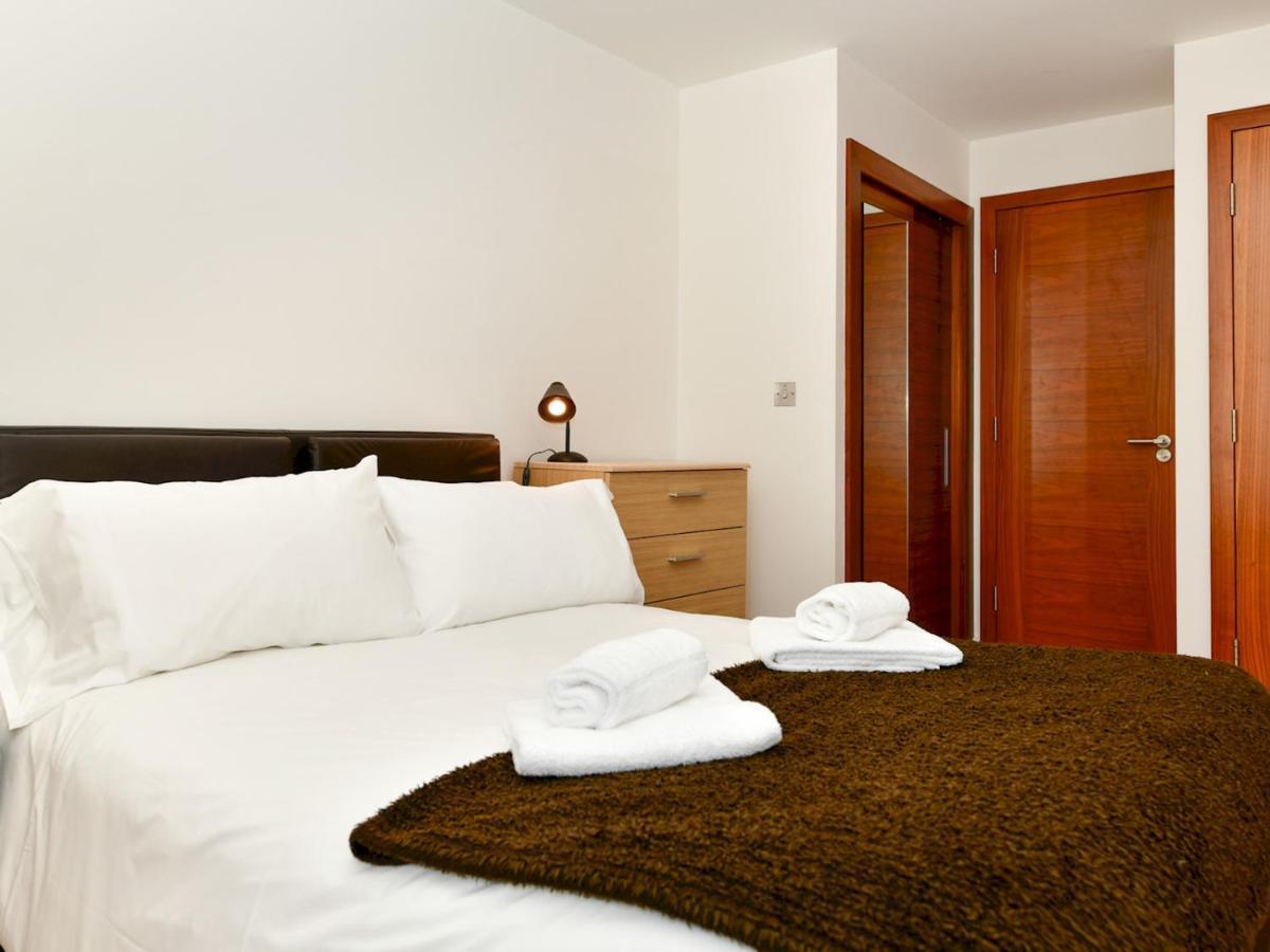 Pass The Keys Super Central Spacious 2 Bed Apartment With Parking Cardiff Exteriér fotografie